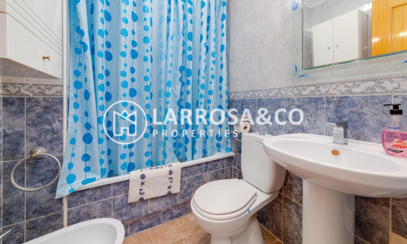 Resale - Apartment - Torrevieja - Habaneras