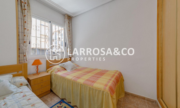 Resale - Apartment - Torrevieja - Habaneras