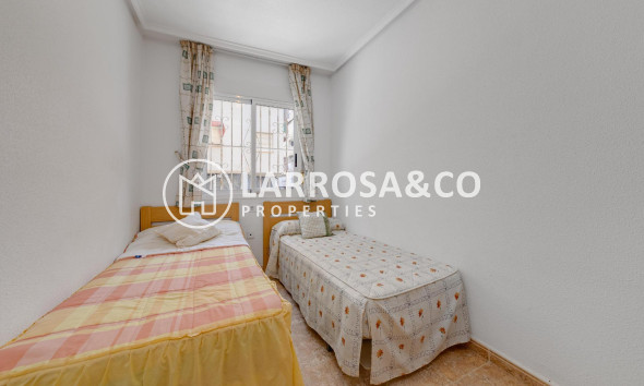 Resale - Apartment - Torrevieja - Habaneras