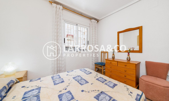 Resale - Apartment - Torrevieja - Habaneras