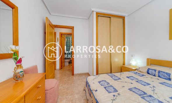 Resale - Apartment - Torrevieja - Habaneras