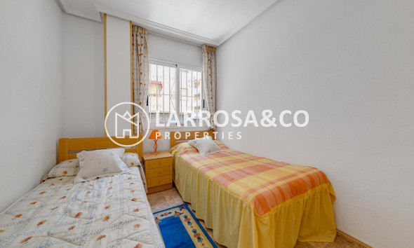 Resale - Apartment - Torrevieja - Habaneras