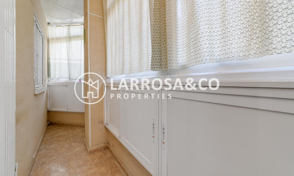 Resale - Apartment - Torrevieja - Habaneras