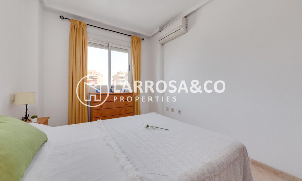 Herverkoop - Apartment - Torrevieja - Centro