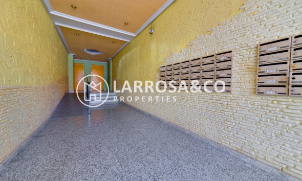 Herverkoop - Apartment - Torrevieja - Centro