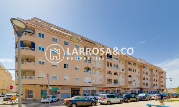 Herverkoop - Apartment - Torrevieja - Centro