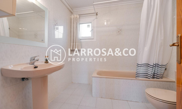 Resale - Semi-detached house - Callosa de Segura - C- FILARMONICA