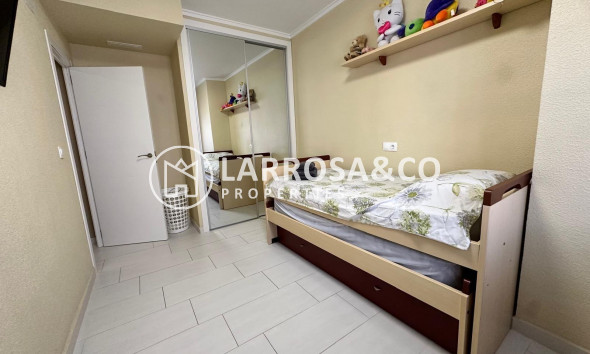 Herverkoop - Apartment - Torrevieja - Paseo maritimo