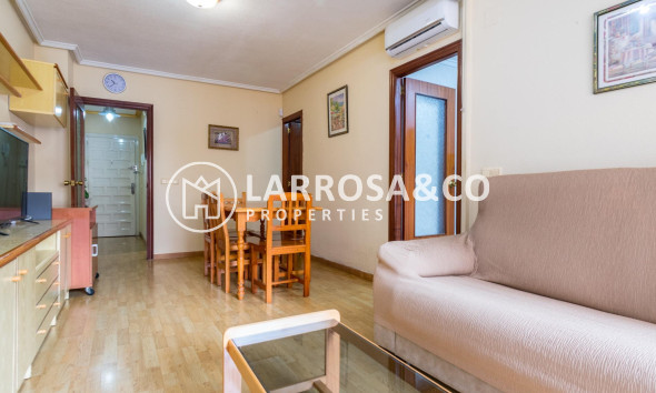 Resale - Apartment - Torrevieja - El molino