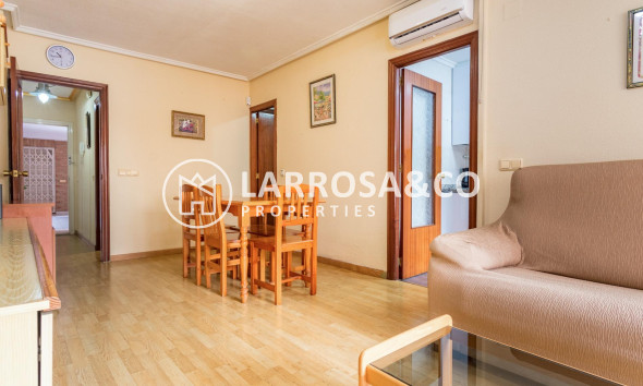 Resale - Apartment - Torrevieja - El molino