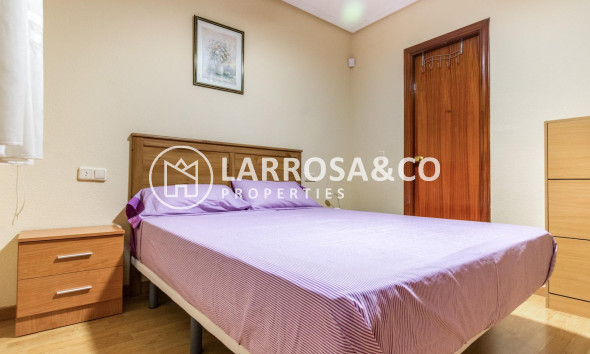 Resale - Apartment - Torrevieja - El molino