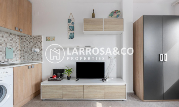 Herverkoop - Apartment - Torrevieja - La Mata