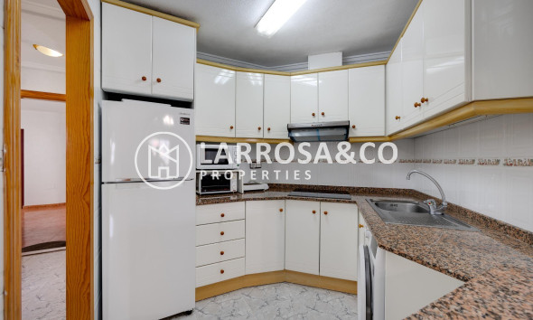 Resale - Apartment - Torrevieja - Playa del cura