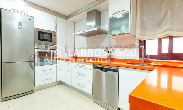 Resale - Apartment - Orihuela - Zona Centro