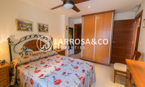 A Vendre - Apartment - Torrevieja - Paseo maritimo