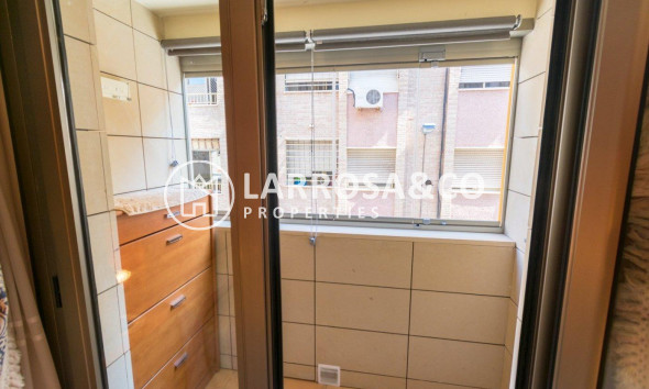 A Vendre - Apartment - Torrevieja - Paseo maritimo