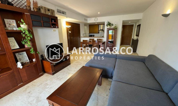 Resale - Apartment - Torrevieja - Punta Prima