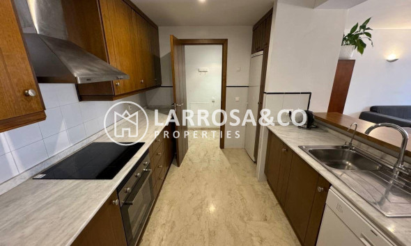 Resale - Apartment - Torrevieja - Punta Prima