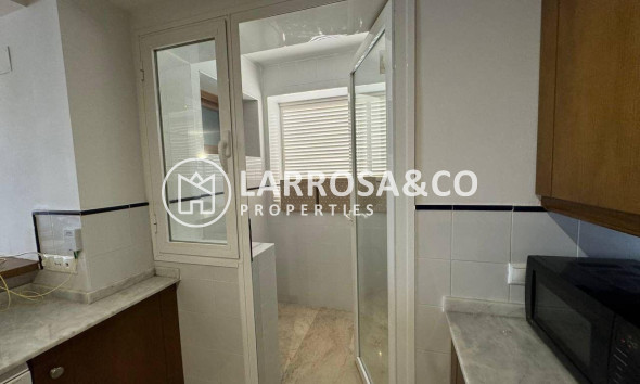 Resale - Apartment - Torrevieja - Punta Prima