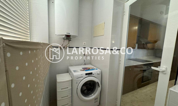 Resale - Apartment - Torrevieja - Punta Prima