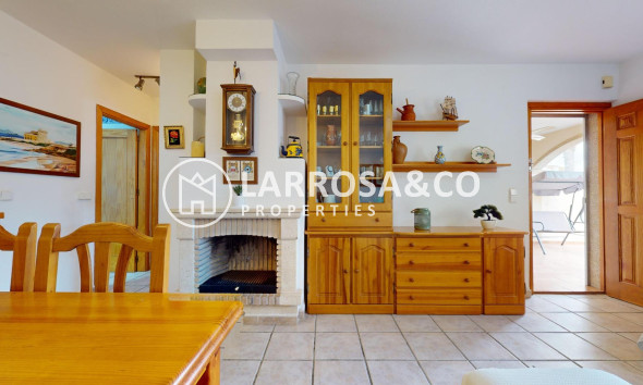 Resale - Detached House/Villa - Pilar de la Horadada - La Torre de la Horadada