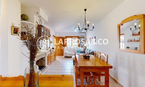 Resale - Detached House/Villa - Pilar de la Horadada - La Torre de la Horadada