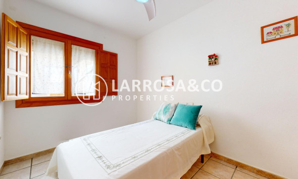 Resale - Detached House/Villa - Pilar de la Horadada - La Torre de la Horadada