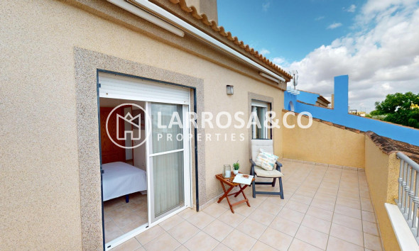 Resale - Detached House/Villa - Pilar de la Horadada - La Torre de la Horadada