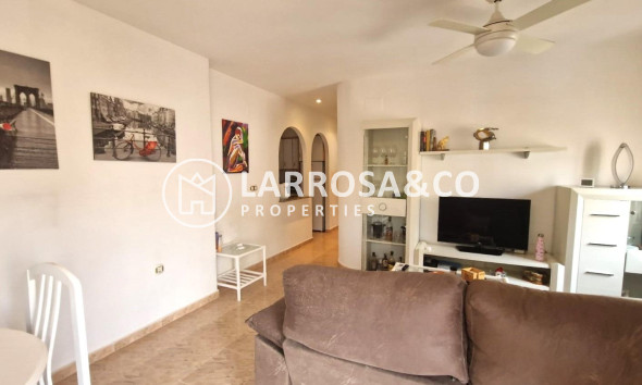 Resale - Apartment - Torrevieja - Playa del cura