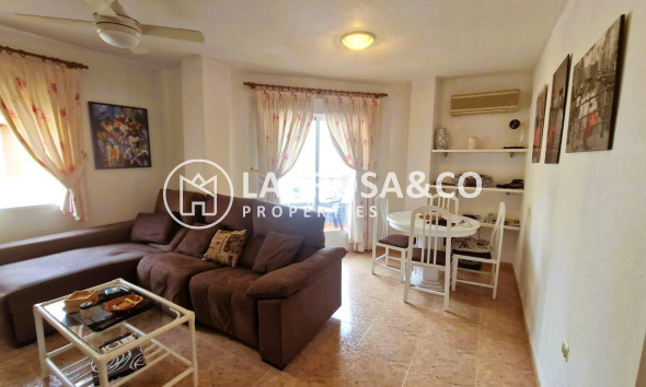 Resale - Apartment - Torrevieja - Playa del cura