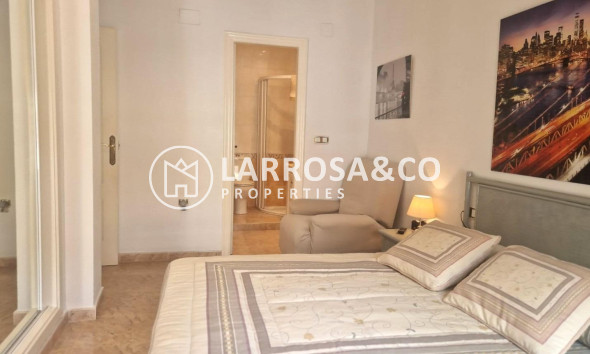 Reventa - Apartamento - Torrevieja - Playa del cura