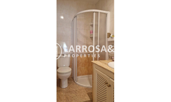 Resale - Apartment - Torrevieja - Playa del cura