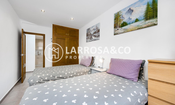 Herverkoop - Apartment - Torrevieja - Playa del cura