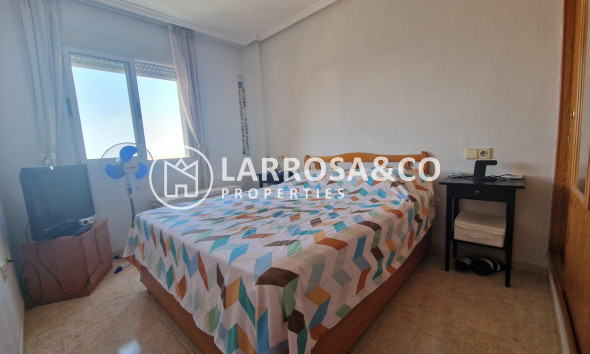 Resale - Apartment - Torrevieja - Centro