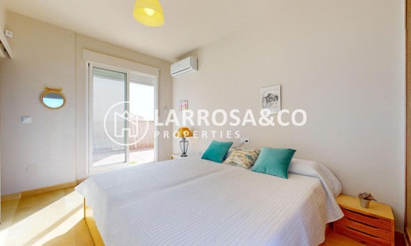 Resale - Detached House/Villa - Pilar de la Horadada - La Torre de la Horadada