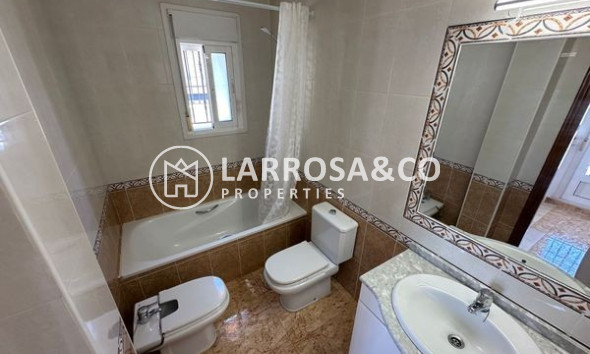 Resale - Semi-detached house - Guardamar del Segura - El Raso