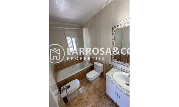 Herverkoop - Semi-detached house - Guardamar del Segura - El Raso