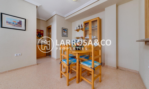 Resale - Apartment - Torrevieja - Playa del cura