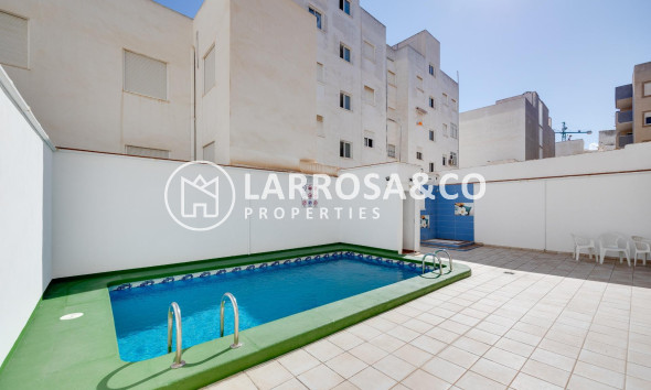 Herverkoop - Ground floor apartment - Torrevieja - Playa del cura