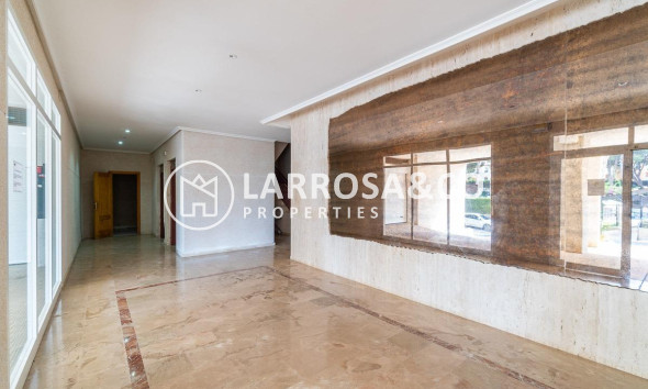 Herverkoop - Apartment - Orihuela costa - Campoamor