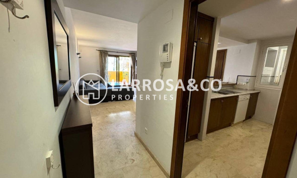 Resale - Apartment - Torrevieja - Punta Prima