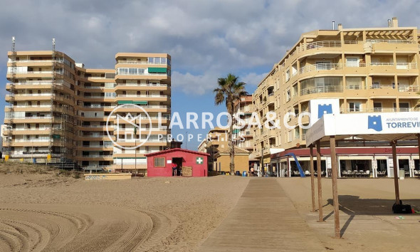 Resale - Apartment - Torrevieja - La Mata