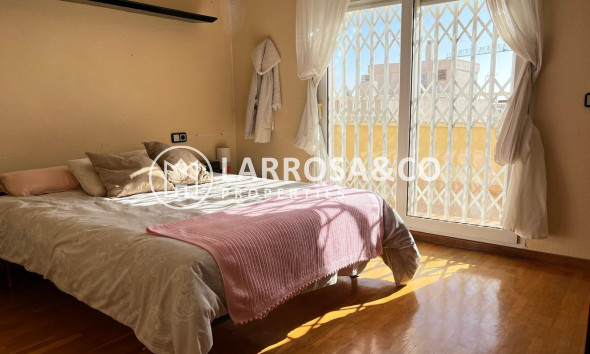 Herverkoop - Penthouse  - Torrevieja - Estacion de autobuses