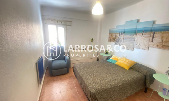 Reventa - Apartamento - Torrevieja - Playa del cura