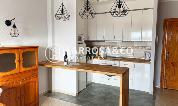 Resale - Apartment - Torrevieja - Playa del cura