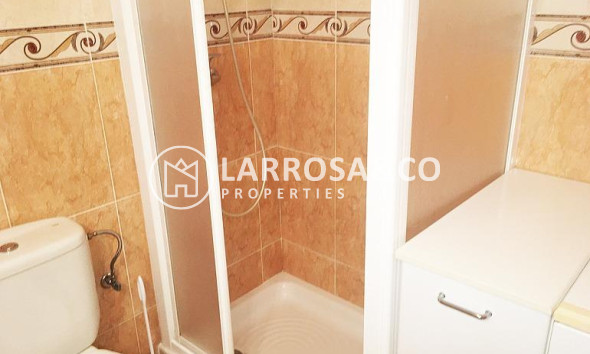 Resale - Apartment - Torrevieja - Playa del cura