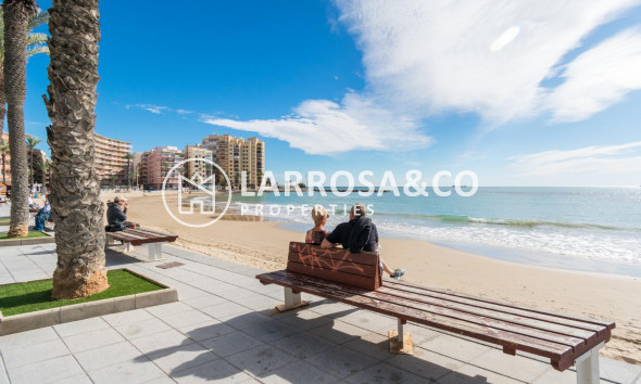 Reventa - Apartamento - Torrevieja - Playa del cura