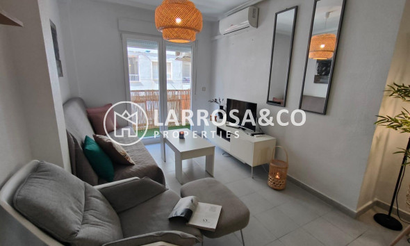 Resale - Apartment - Torrevieja - Playa del cura