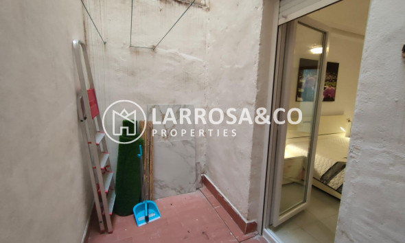 Resale - Apartment - Torrevieja - Playa del cura