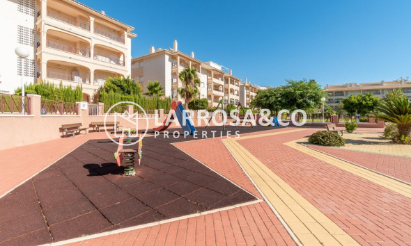 Resale - Ground floor apartment - Orihuela costa - Playa Flamenca